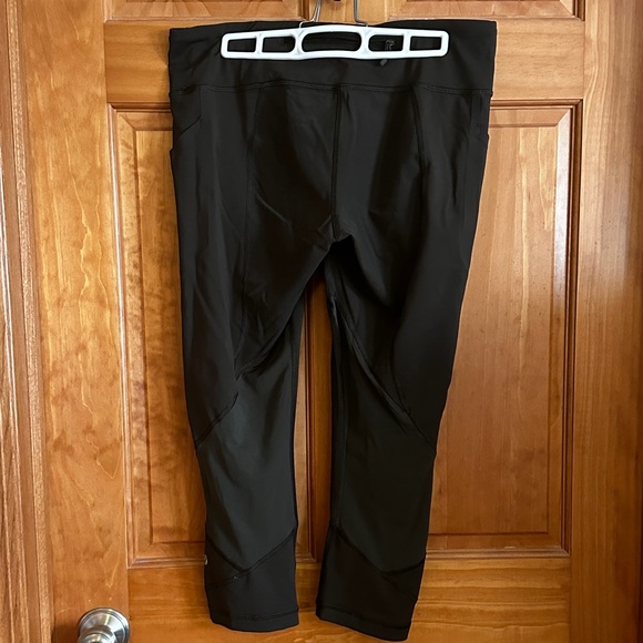 Lululemon Pace Rival Crop *Full-On Luxtreme 22" - Picture 11 of 16
